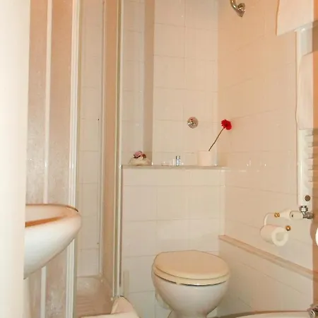 Domus Hotel apartamentowy Piza
