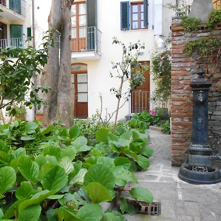Hotel apartamentowy Domus 4*