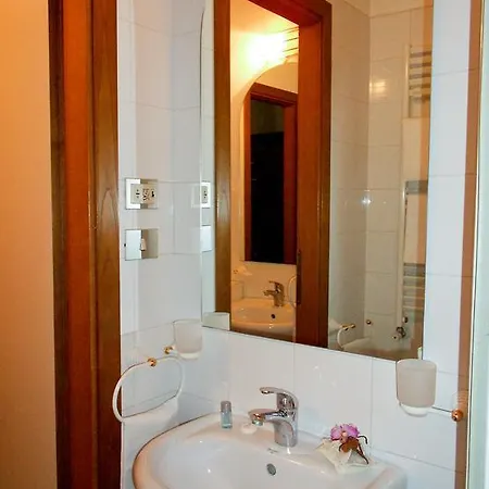 Domus Hotel apartamentowy Piza