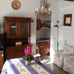 Domus Aparthotel 4*