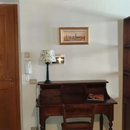 Domus Ξενοδοχείο με διαμερίσματα Πίζα
